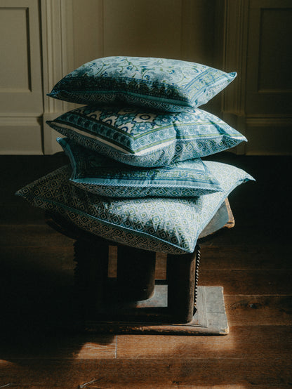 Bela Cushion
