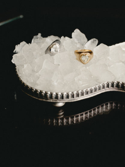 Gini Heart Ring with White Topaz